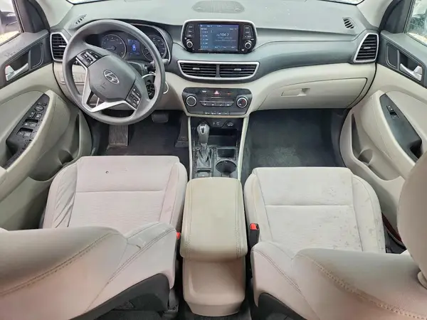 KM8J2CA46KU879481 2019 HYUNDAI TUCSON - Image 8