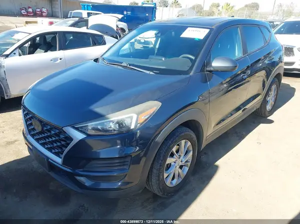 KM8J2CA46KU893820 2019 HYUNDAI TUCSON - Image 2