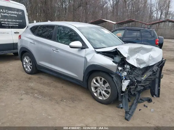 KM8J2CA46KU896913 2019 HYUNDAI TUCSON - Image 1