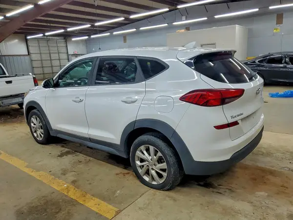 KM8J2CA46KU922202 2019 HYUNDAI TUCSON - Image 2