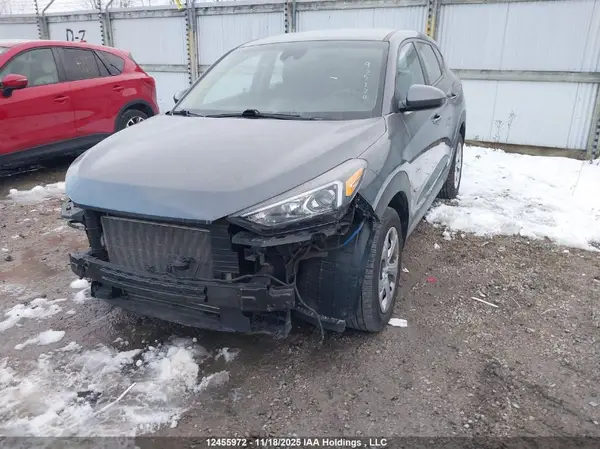 KM8J2CA46KU975174 2019 HYUNDAI TUCSON - Image 2