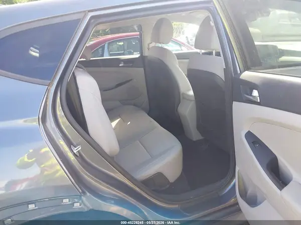 KM8J2CA46KU987891 2019 HYUNDAI TUCSON - Image 8