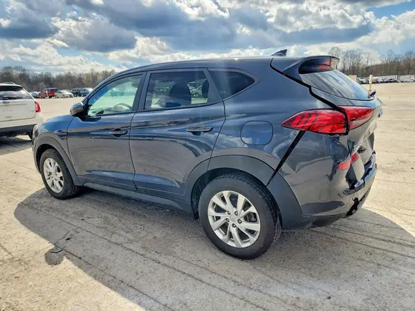 KM8J2CA46KU992363 2019 HYUNDAI TUCSON - Image 2