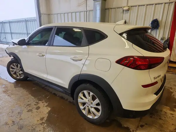 KM8J2CA46LU110495 2020 HYUNDAI TUCSON - Image 2