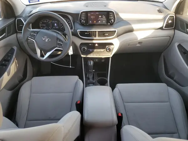 KM8J2CA46LU117074 2020 HYUNDAI TUCSON - Image 8