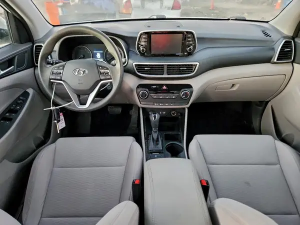 KM8J2CA46LU168056 2020 HYUNDAI TUCSON - Image 8