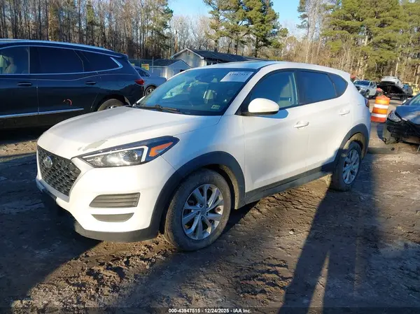 KM8J2CA46LU207566 2020 HYUNDAI TUCSON - Image 2