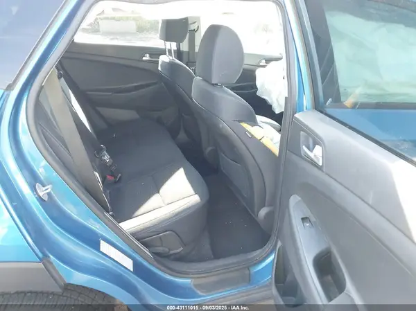KM8J2CA46LU210810 2020 HYUNDAI TUCSON - Image 8
