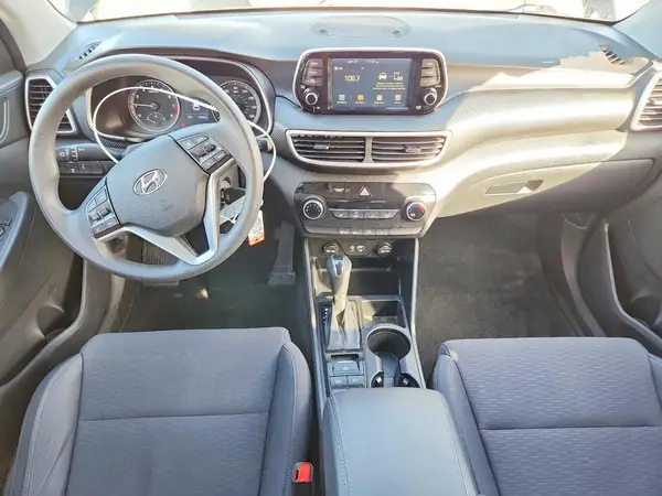KM8J2CA46MU303165 2021 HYUNDAI TUCSON - Image 8