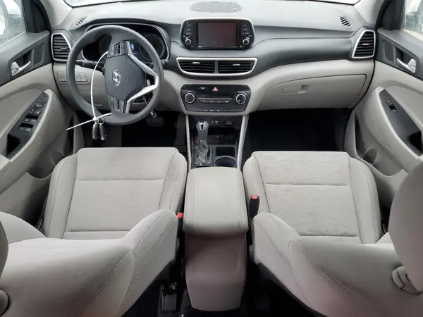 KM8J2CA46MU327286 2021 HYUNDAI TUCSON - Image 8