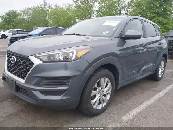 KM8J2CA46MU375015 2021 HYUNDAI TUCSON - Image 2