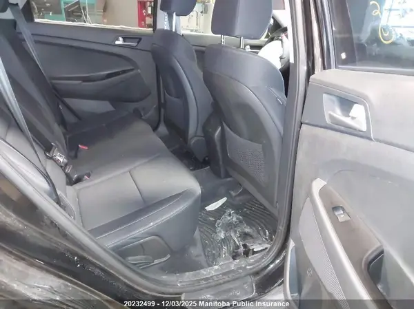 KM8J2CA46MU408854 2021 HYUNDAI TUCSON - Image 8