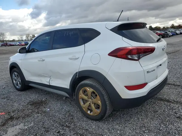 KM8J2CA47HU559613 2017 HYUNDAI TUCSON - Image 2