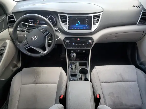 KM8J2CA47HU559613 2017 HYUNDAI TUCSON - Image 8