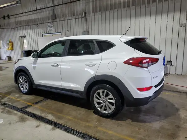 KM8J2CA47JU664691 2018 HYUNDAI TUCSON - Image 2