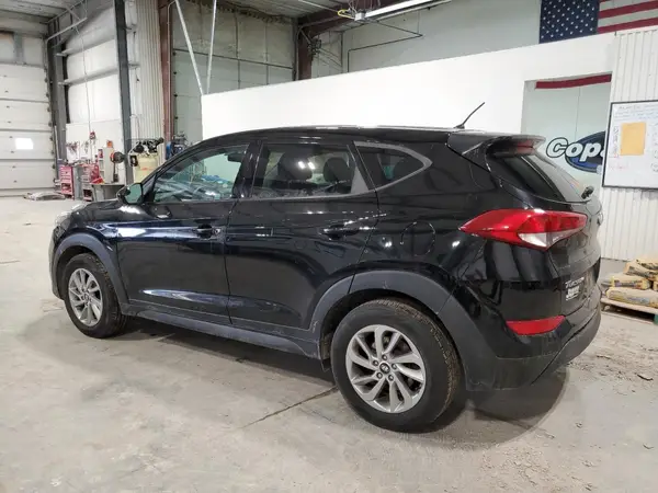 KM8J2CA47JU754245 2018 HYUNDAI TUCSON - Image 2