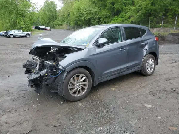 KM8J2CA47JU768758 2018 HYUNDAI TUCSON - Image 1