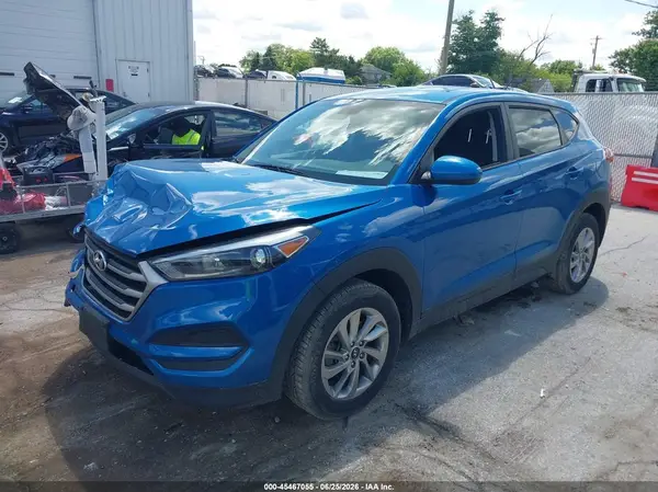KM8J2CA47JU775774 2018 HYUNDAI TUCSON - Image 2