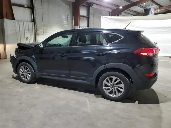KM8J2CA47JU799590 2018 HYUNDAI TUCSON - Image 2