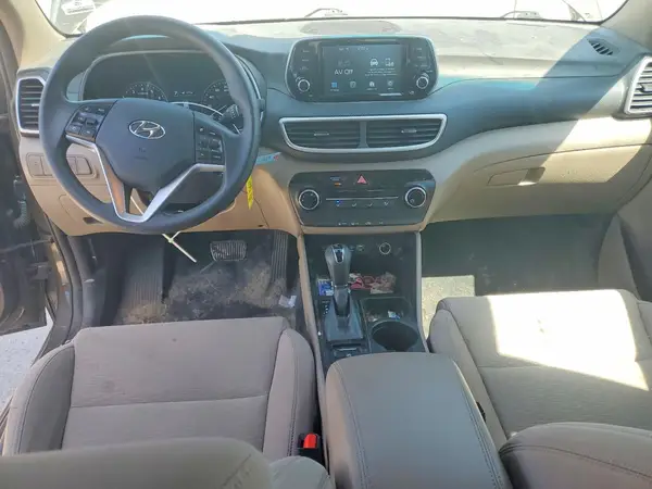 KM8J2CA47KU006578 2019 HYUNDAI TUCSON - Image 8