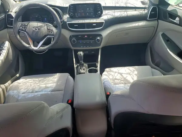 KM8J2CA47KU007746 2019 HYUNDAI TUCSON - Image 8