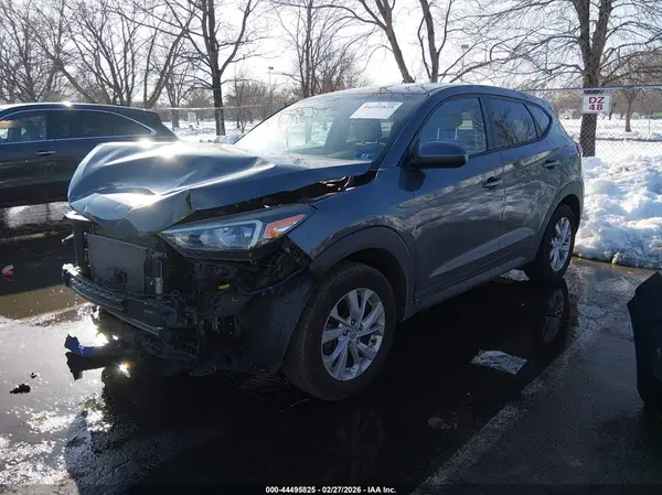 KM8J2CA47KU028001 2019 HYUNDAI TUCSON - Image 2