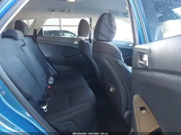 KM8J2CA47KU041654 2019 HYUNDAI TUCSON - Image 8