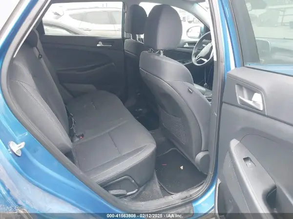 KM8J2CA47KU074315 2019 HYUNDAI TUCSON - Image 8