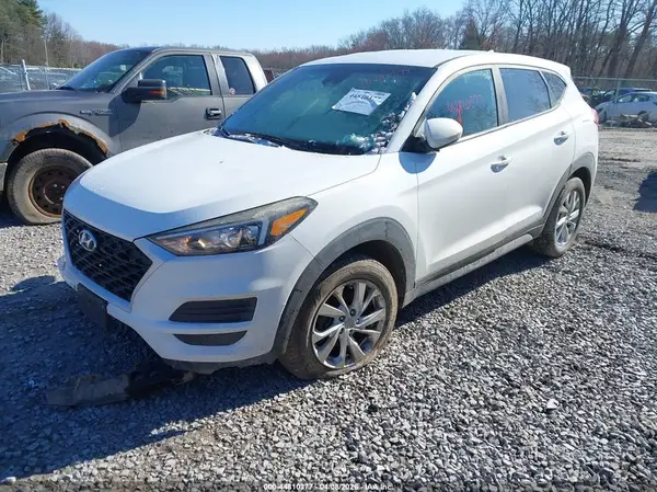 KM8J2CA47KU837367 2019 HYUNDAI TUCSON - Image 2