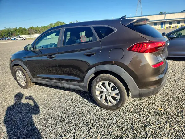 KM8J2CA47KU847509 2019 HYUNDAI TUCSON - Image 2