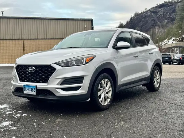 KM8J2CA47KU848028 2019 HYUNDAI TUCSON - Image 2