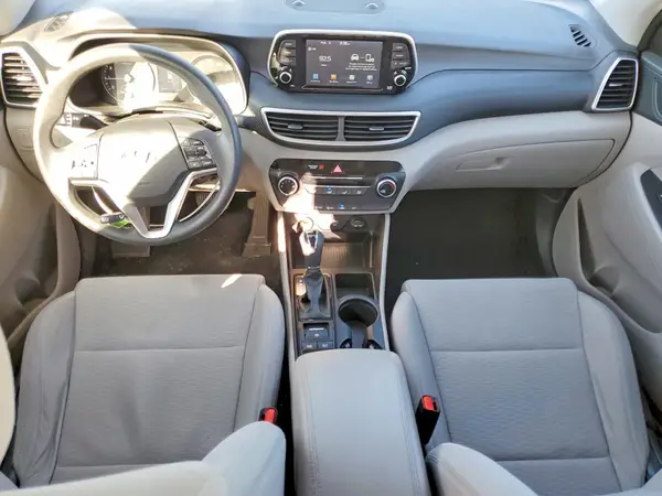 KM8J2CA47KU863757 2019 HYUNDAI TUCSON - Image 8