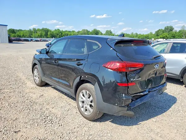 KM8J2CA47KU889131 2019 HYUNDAI TUCSON - Image 2