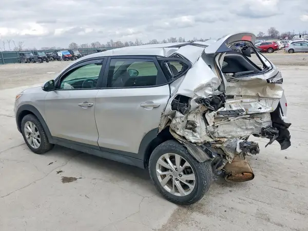 KM8J2CA47KU897682 2019 HYUNDAI TUCSON - Image 2
