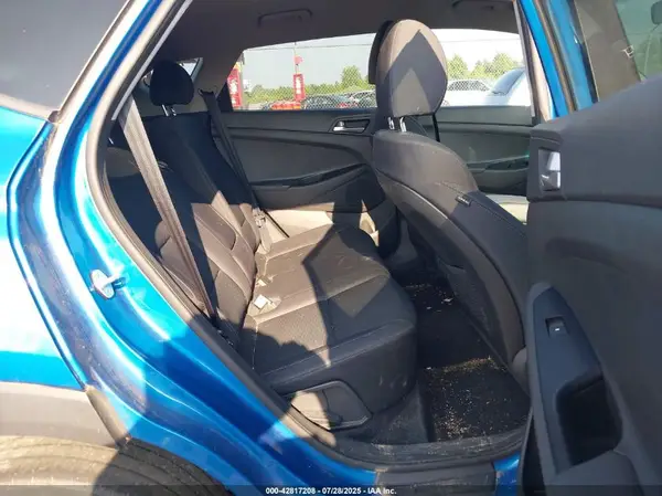 KM8J2CA47KU914397 2019 HYUNDAI TUCSON - Image 8