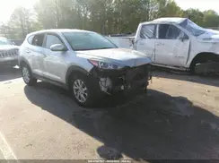 KM8J2CA47KU918983 2019 HYUNDAI TUCSON