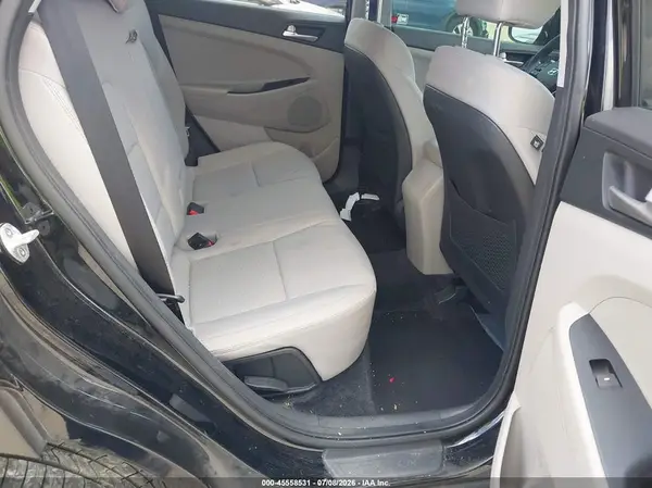 KM8J2CA47KU921348 2019 HYUNDAI TUCSON - Image 8