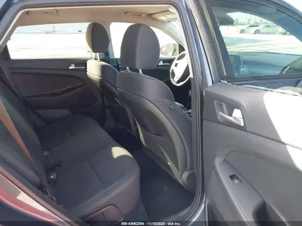 KM8J2CA47KU937730 2019 HYUNDAI TUCSON - Image 8