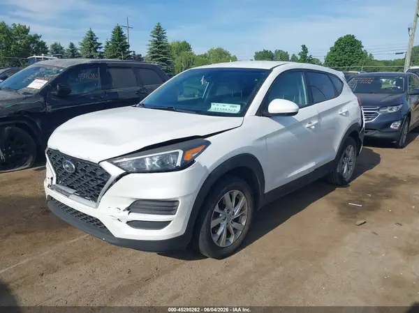 KM8J2CA47KU941342 2019 HYUNDAI TUCSON - Image 2
