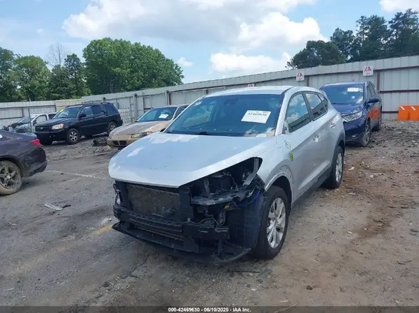 KM8J2CA47KU977869 2019 HYUNDAI TUCSON - Image 2