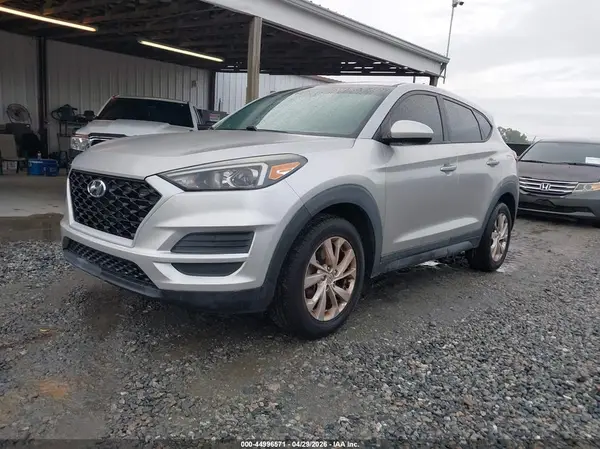KM8J2CA47LU149032 2020 HYUNDAI TUCSON - Image 2
