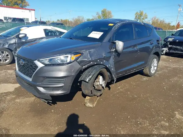 KM8J2CA47LU266254 2020 HYUNDAI TUCSON - Image 2