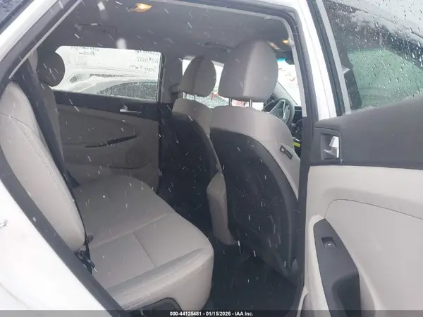 KM8J2CA47LU279134 2020 HYUNDAI TUCSON - Image 8