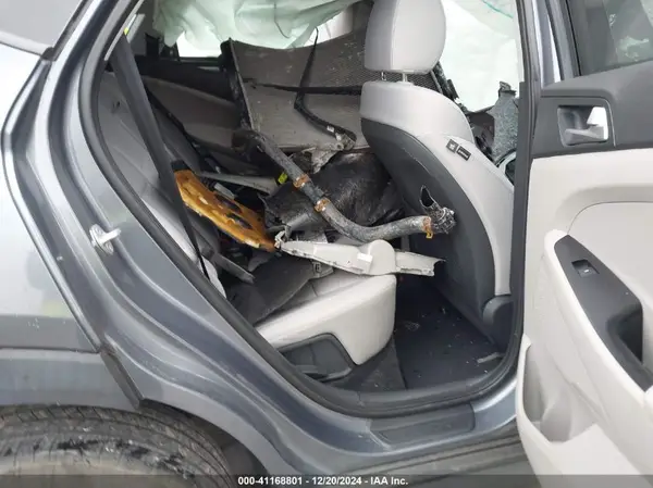 KM8J2CA47MU309203 2021 HYUNDAI TUCSON - Image 8