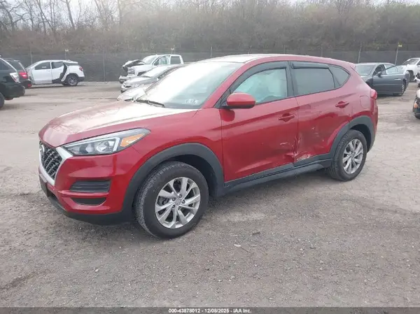 KM8J2CA47MU347692 2021 HYUNDAI TUCSON - Image 2