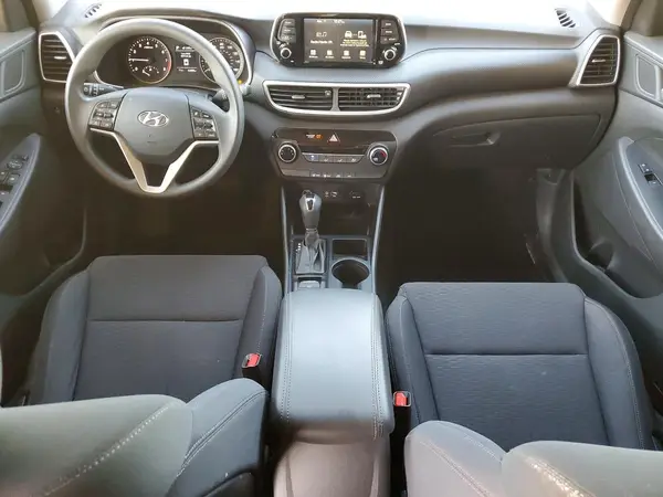 KM8J2CA47MU368025 2021 HYUNDAI TUCSON - Image 8