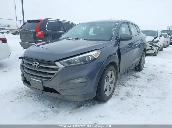 KM8J2CA48JU621316 2018 HYUNDAI TUCSON - Image 2