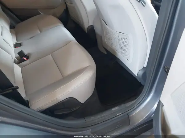 KM8J2CA48JU655322 2018 HYUNDAI TUCSON - Image 8