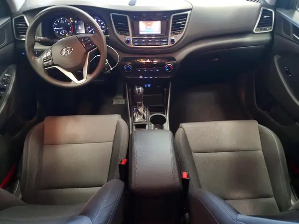 KM8J2CA48JU683699 2018 HYUNDAI TUCSON - Image 8