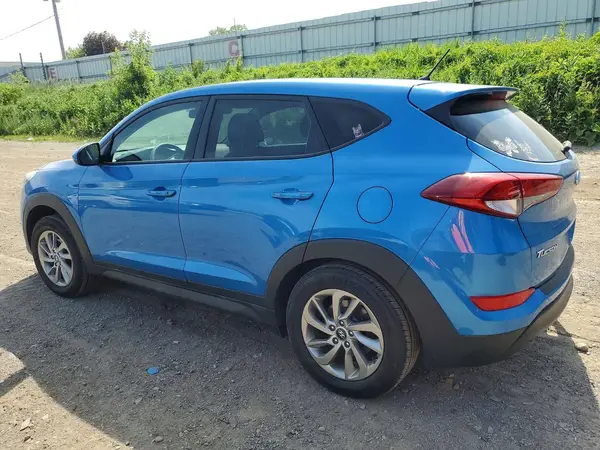 KM8J2CA48JU694119 2018 HYUNDAI TUCSON - Image 2